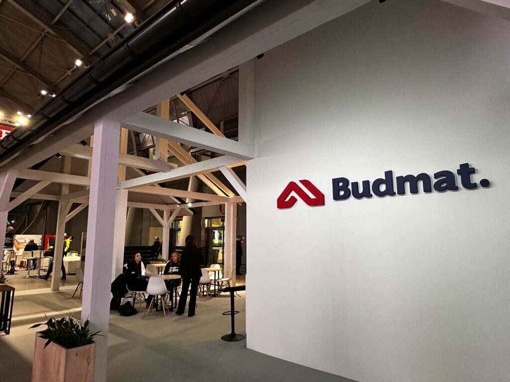 9ACA208D-15EA-4EDE-A766-5FAF2144BD1C